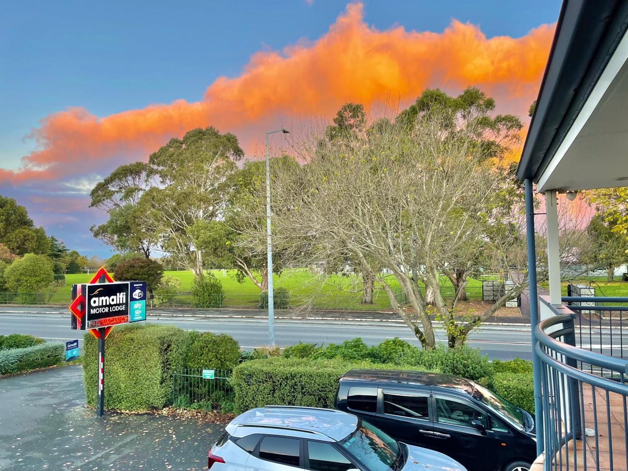 Amalfi Motor Lodge Christchurch Exterior foto